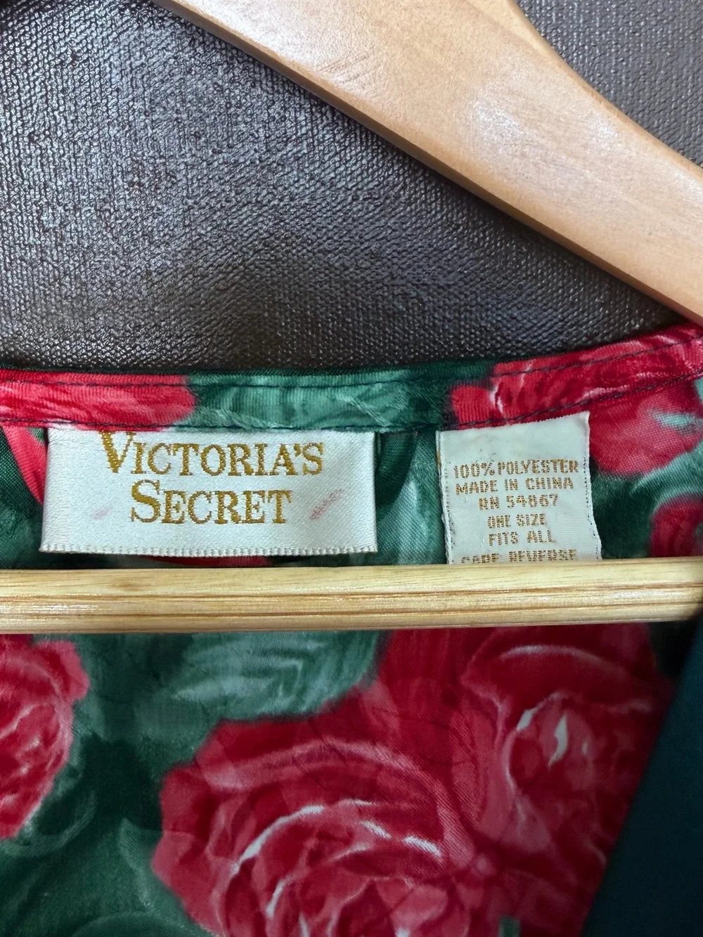 1980s vintage Victoria's Secret Green Satin Kimono Robe with Red Rose Print